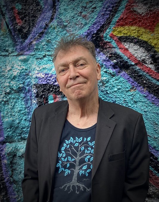 Zenyatta Member Andreas Schuld